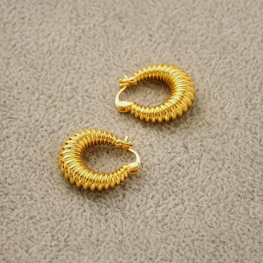 Ligne Hoop Earring