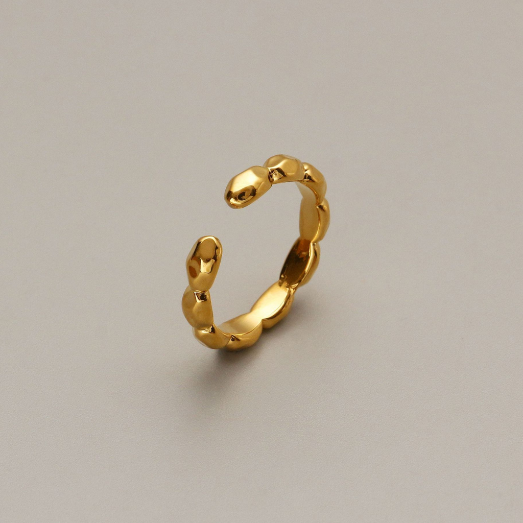 C-shaped Flower Ring