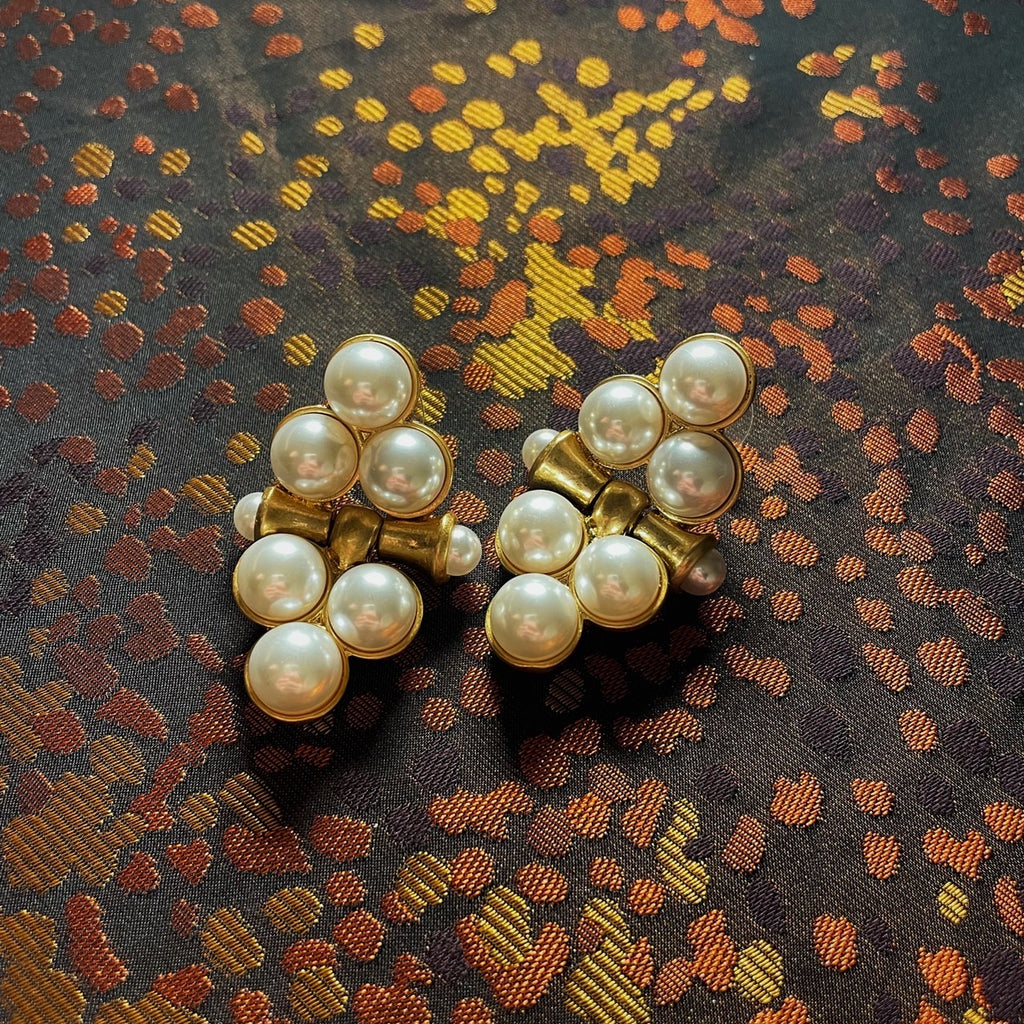 Vintage Pearl Earring