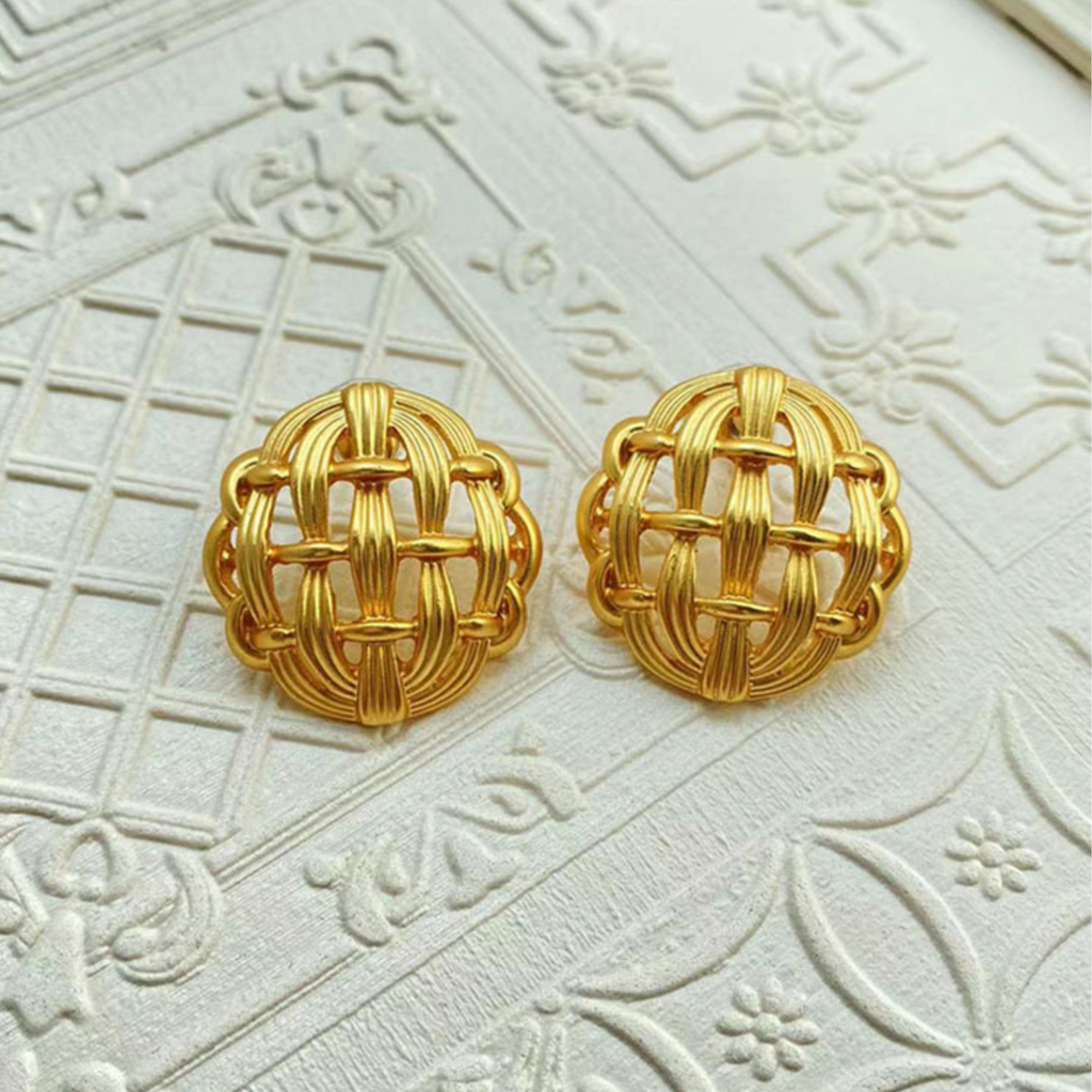 Cutout Braided Earring