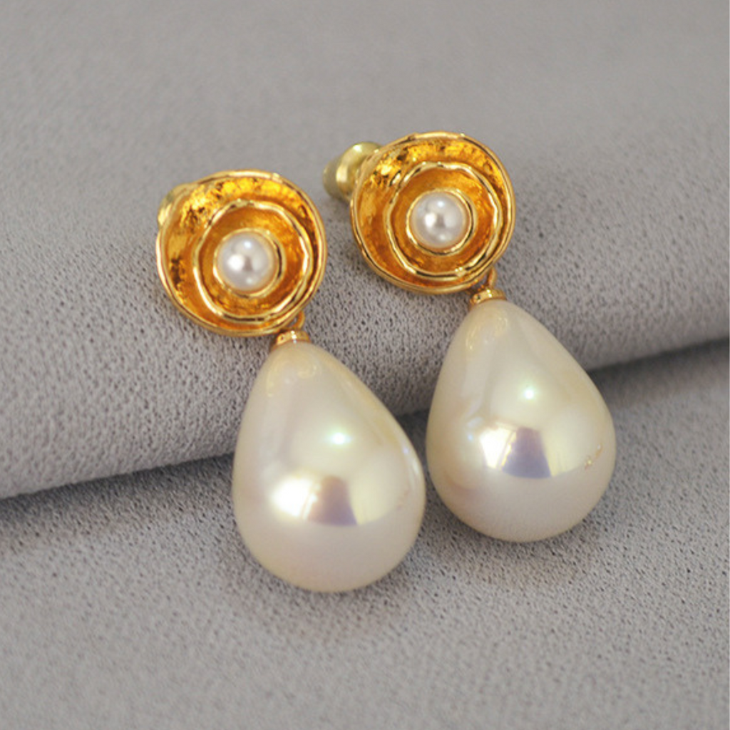 Flower Drop Pearl Earring