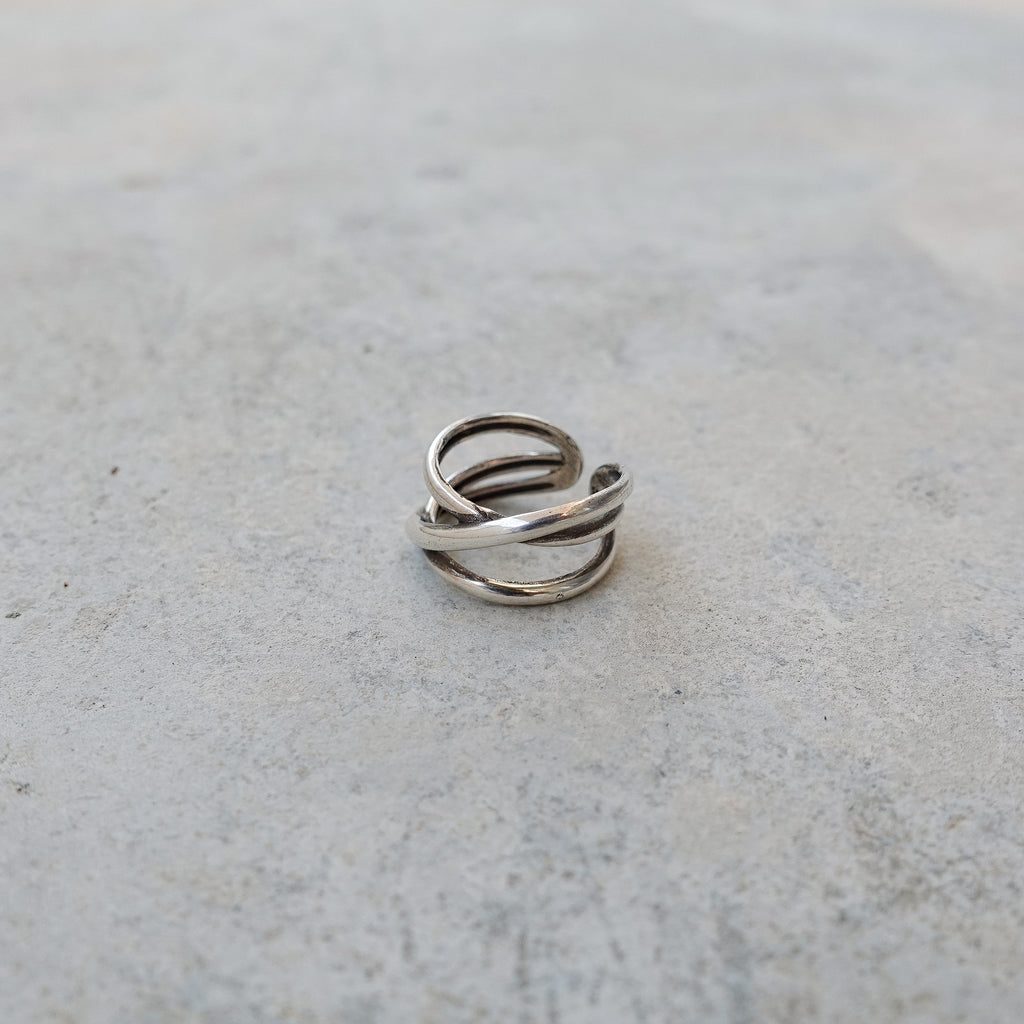 s925 Line Cross Ring