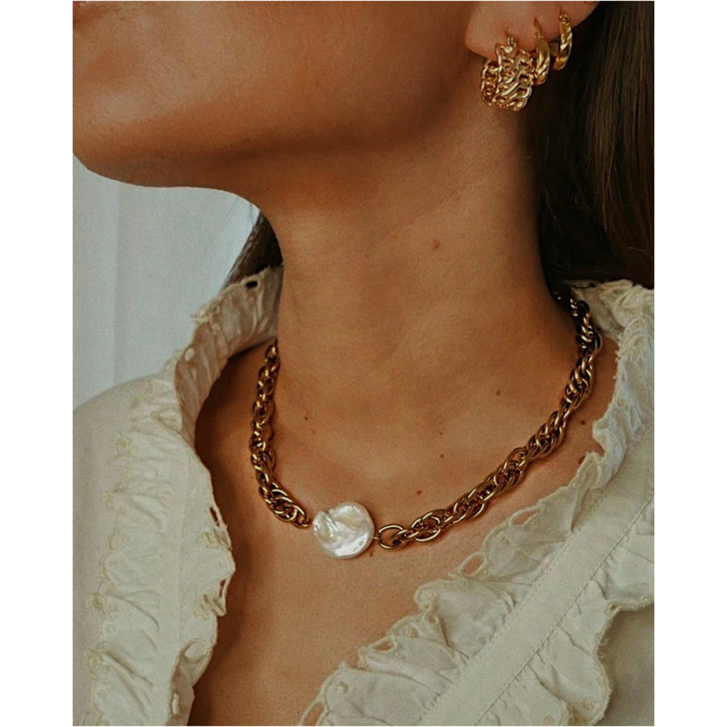 Pearl Chain Choker