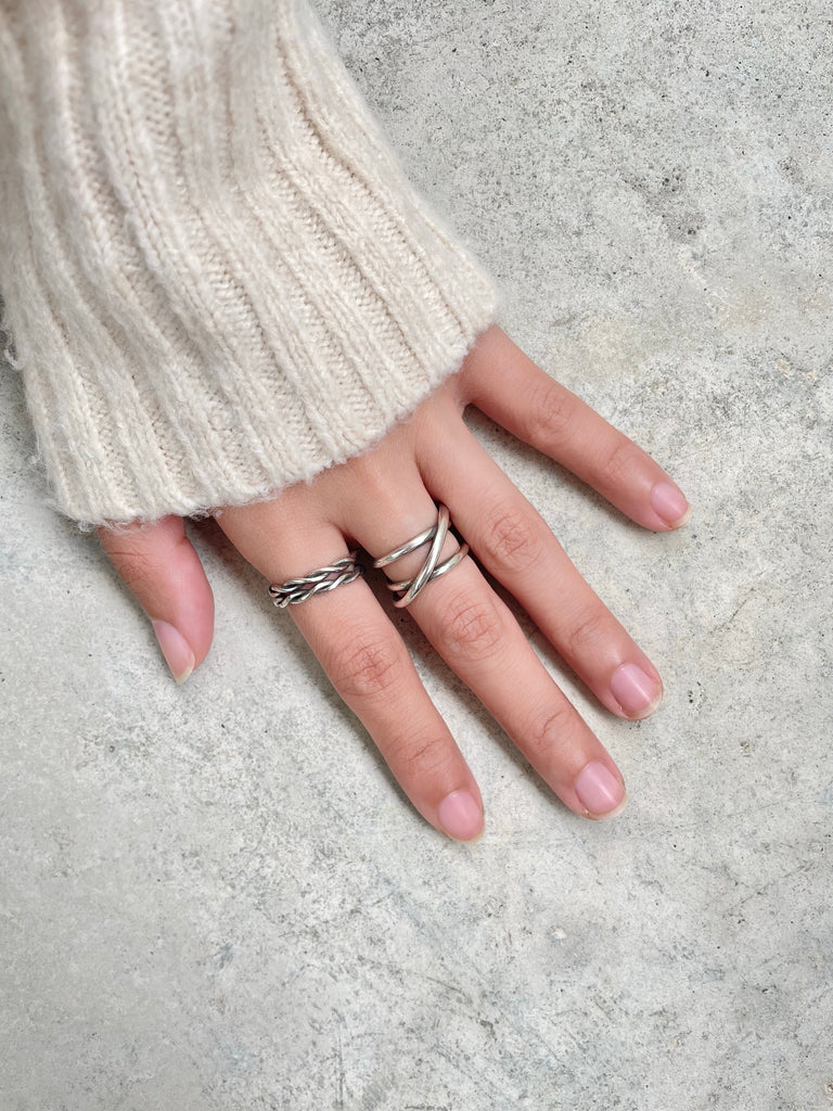 s925 Line Cross Ring